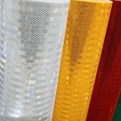 よい価格 10年使用寿命 圧力感受性粘着剤とフルキューブプリズマ構造のダイヤモンドグレードの反射シート オンライン