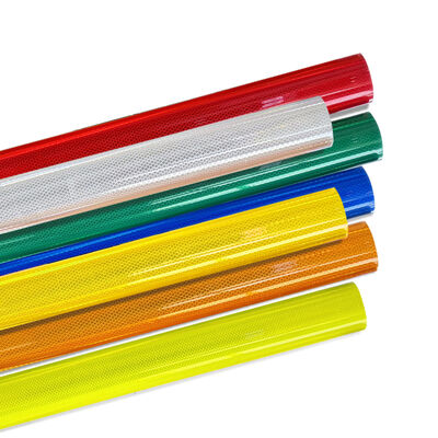 よい価格 フルキューブプリズマティック技術 道路安全のための10年間のパフォーマンス寿命を持つダイヤモンドグレードの反射シート オンライン